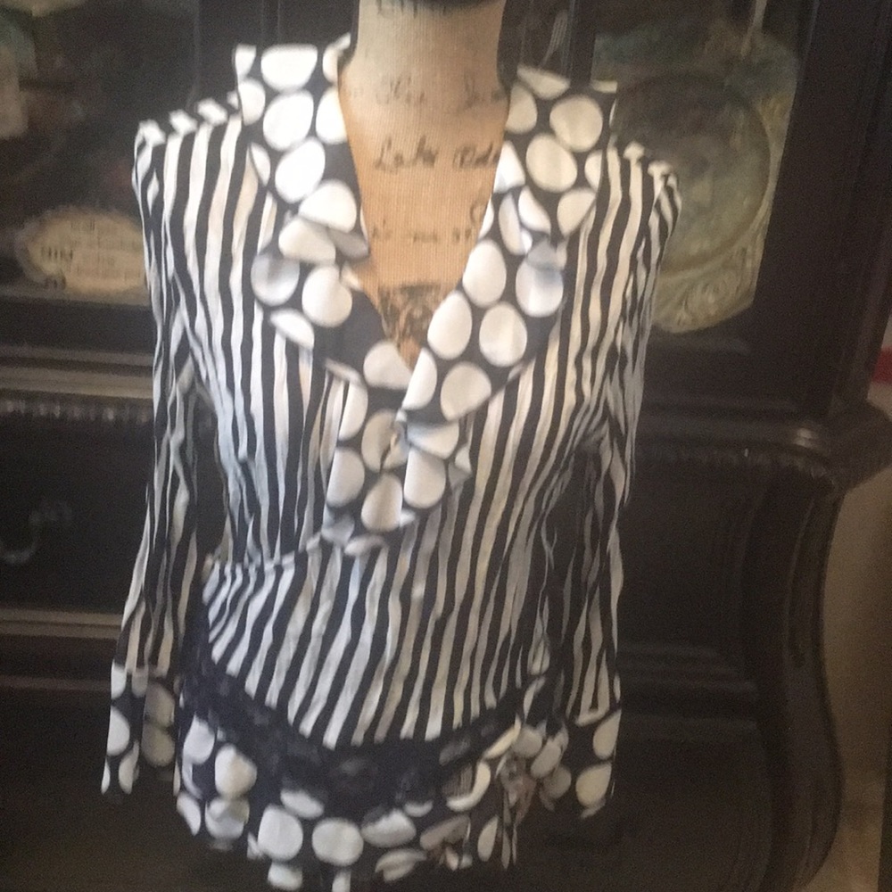 Lovely Blue/White Stripes with Polka Dot Colllar